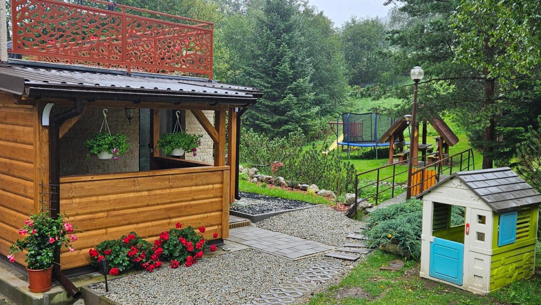 Holiday House Daniela Zdiar Exterior photo